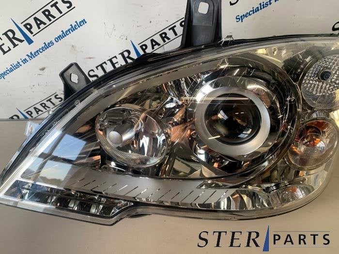 Koplamp links van een Mercedes Vito, Auto-onderdelen, 12 maanden garantie, -, Nieuw, Ophalen of Verzenden