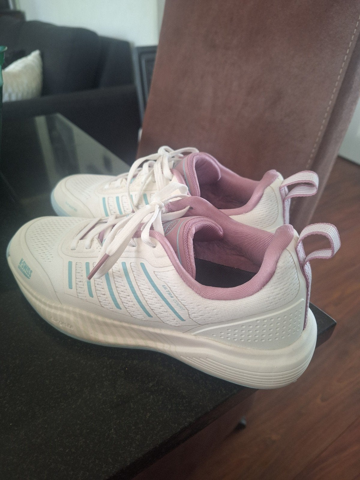 K-Swiss sneakers maat 39 - Zo goed als nieuw, Wit, Ophalen of Verzenden, K-Swiss, Sneakers of Gympen