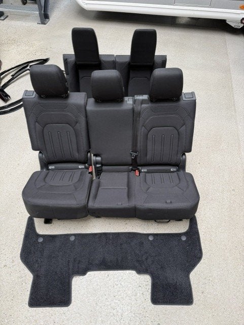 Achterbank (7-zitter) Land Rover Defender 110 L663 bj va '20, Ophalen, Land Rover, Nieuw, Crcnl@jaguarlandrover.com