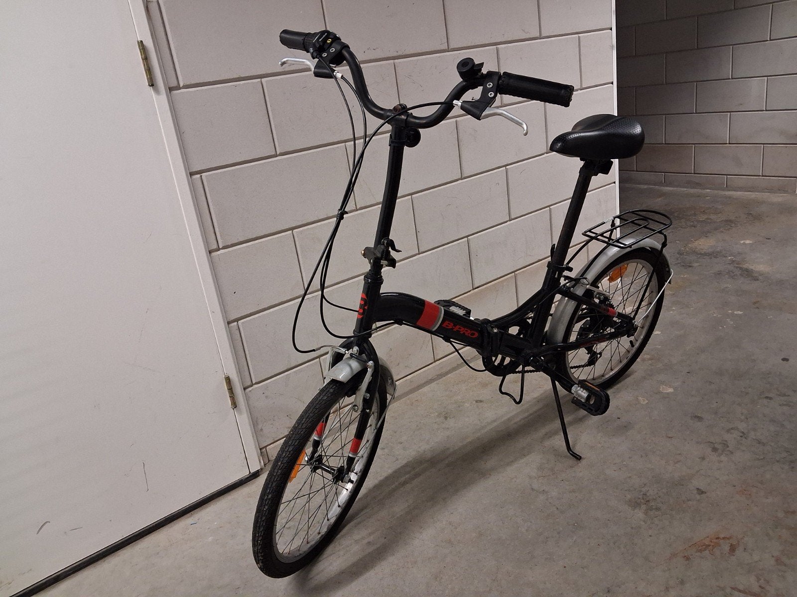 Mooie vouwfiets B Pro,  leuk op weg onderweg, Ophalen, 20 inch of meer, Versnellingen, Zo goed als nieuw