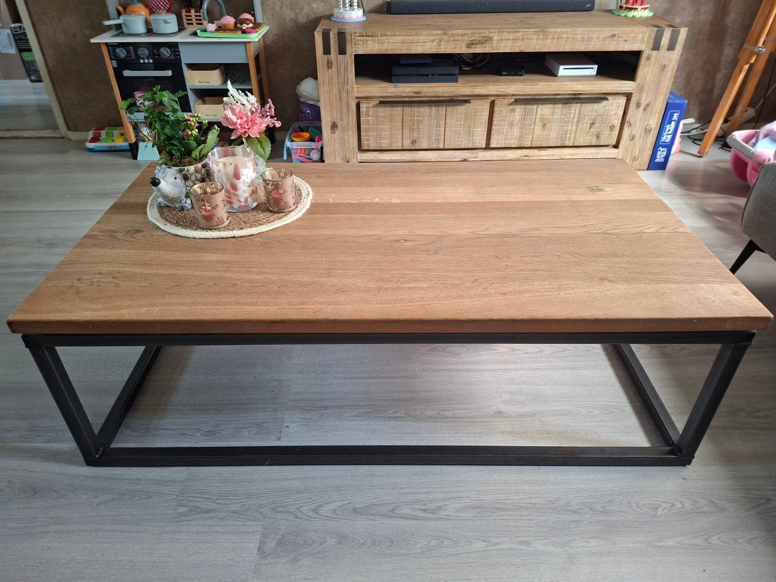 Salontafel van eikenhout met metalen onderstel, Ophalen, Gebruikt, 100 tot 150 cm, 50 tot 100 cm