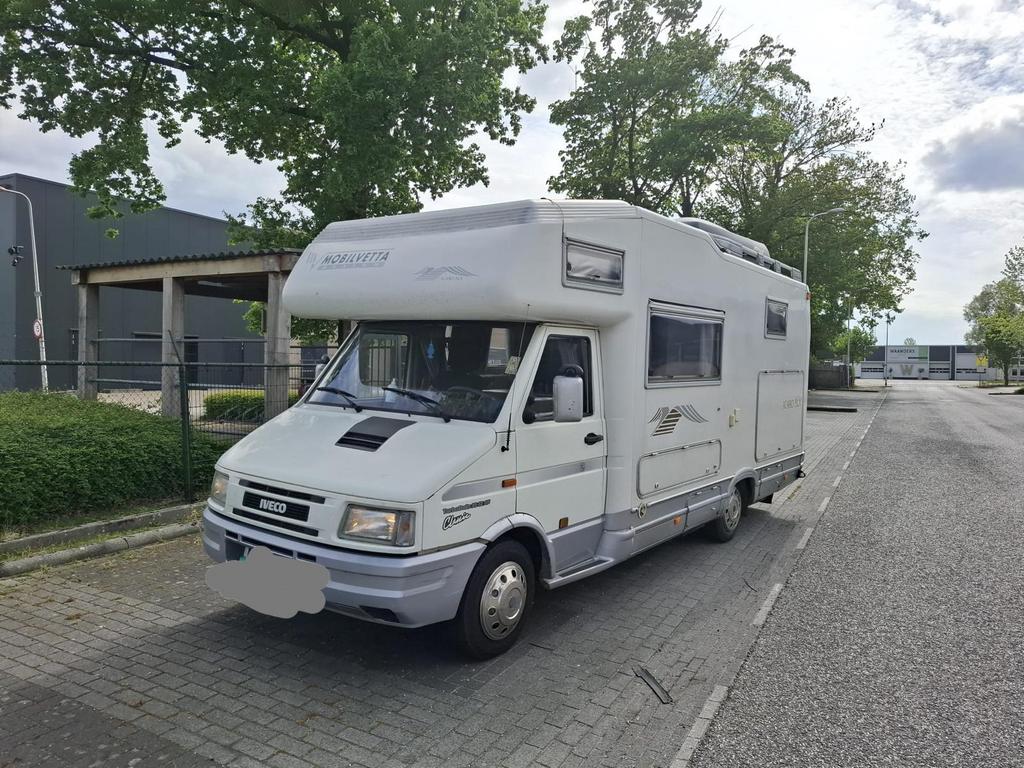 Mobilvetta icaro 5LX (iveco), Caravans en Kamperen, Campers, Overige merken, Luifel, Alkoof, Ringverwarming