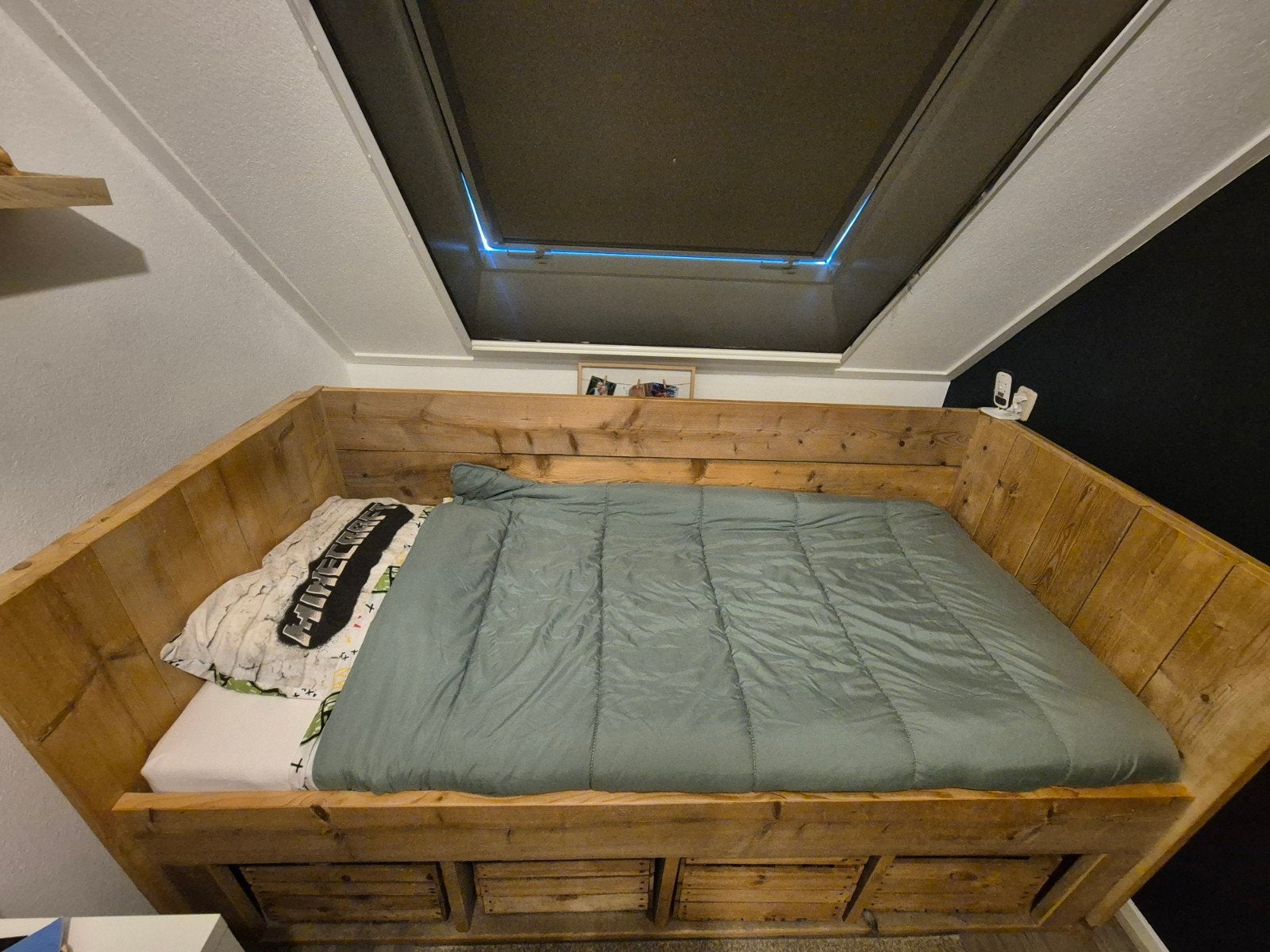Steigerhouten kinderbed met opbergruimte, Ophalen, Gebruikt, 90 cm, Eenpersoons