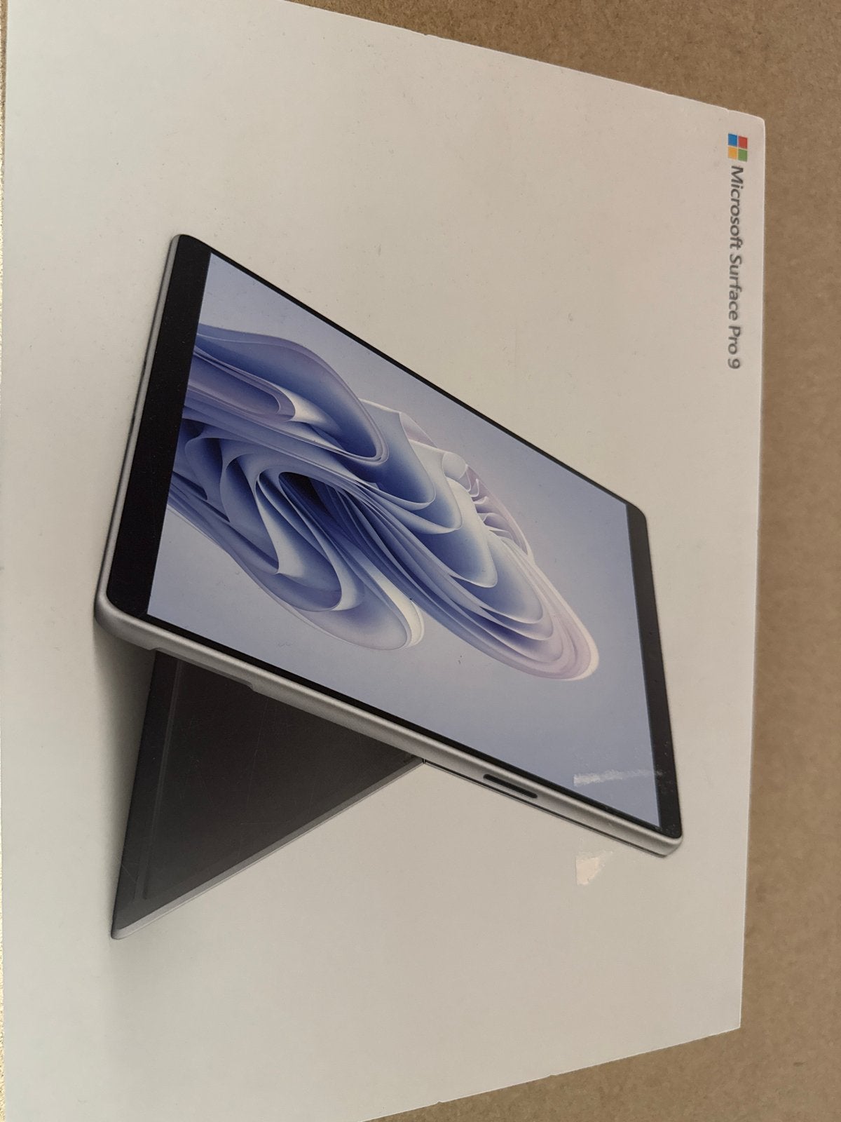 Microsoft Surface Pro 9 i5 8GB 256GB Platinum, Computers en Software, Windows Laptops, Ophalen, Nieuw, 12 inch, 2 tot 3 Ghz