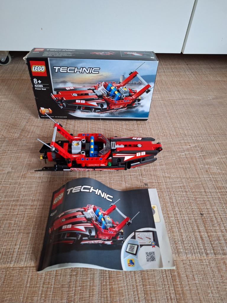 Lego Powerboat 42089, Ophalen of Verzenden, Zo goed als nieuw