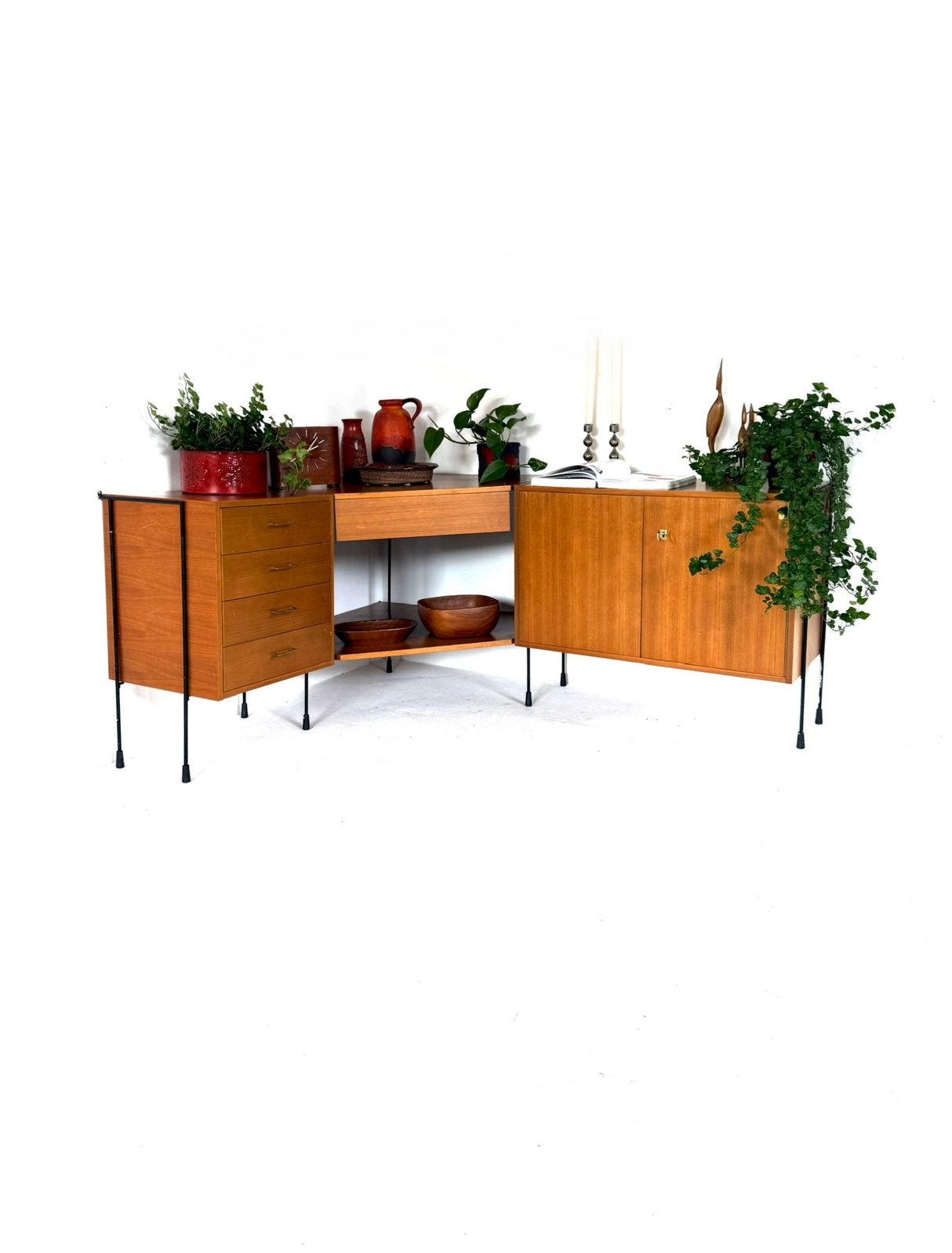 Vintage teakhouten hoekkast, Omnia ‘60, Gebruikt, Omnia, Teakhout, 150 tot 200 cm