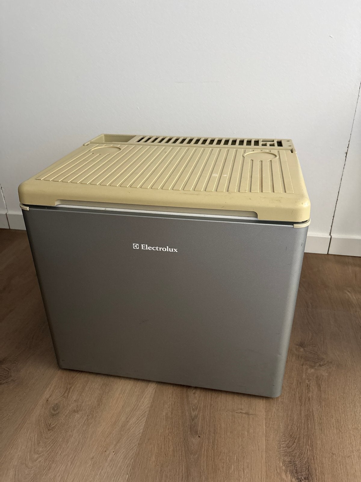 Electrolux Dometic Koelbox RC1600EE - 33L, Caravans en Kamperen, Koelboxen, Ophalen, Gebruikt, Koelbox, Elektrisch
