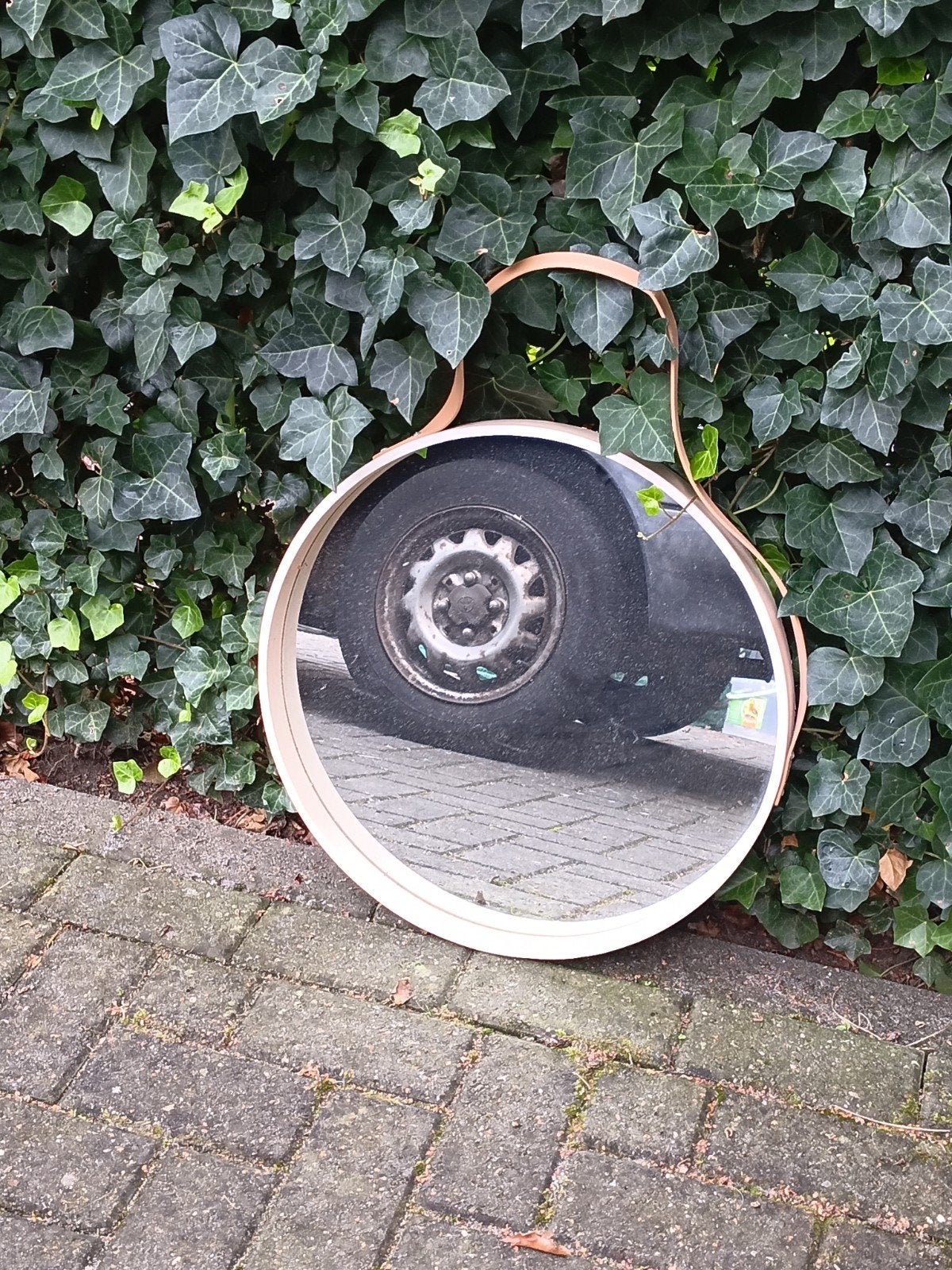 spiegel rond 50 cm met leren ophang band, Ophalen, Tuinslang