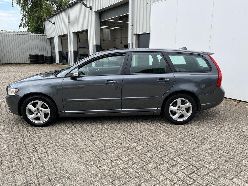 Volvo V50 2.0 Business Edition, Auto's, Volvo, Stof, Gebruikt, 4 cilinders, Origineel Nederlands