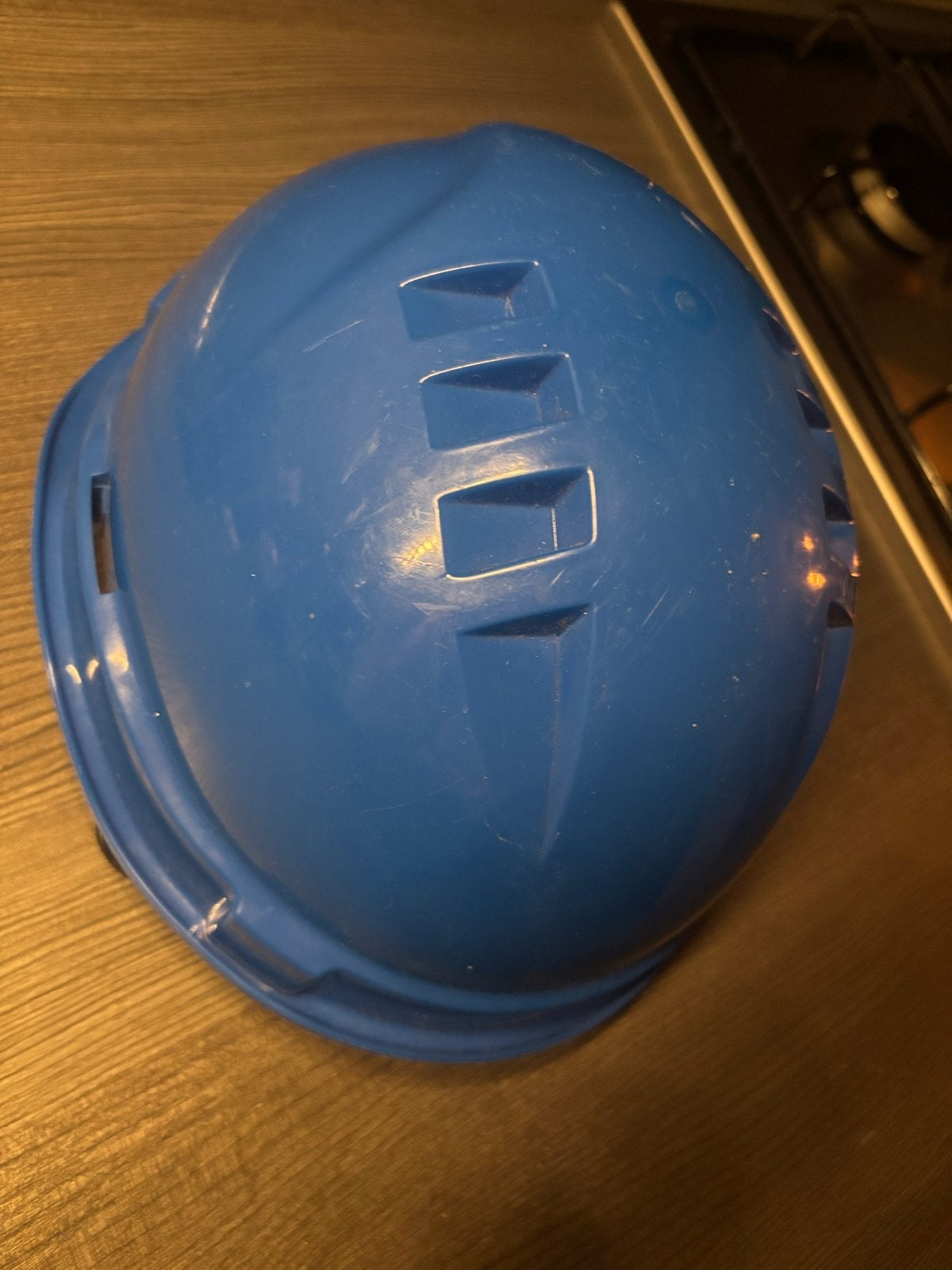 Blauwe bouwhelm - Veiligheid op de bouwplaats, Ophalen of Verzenden, Gebruikt