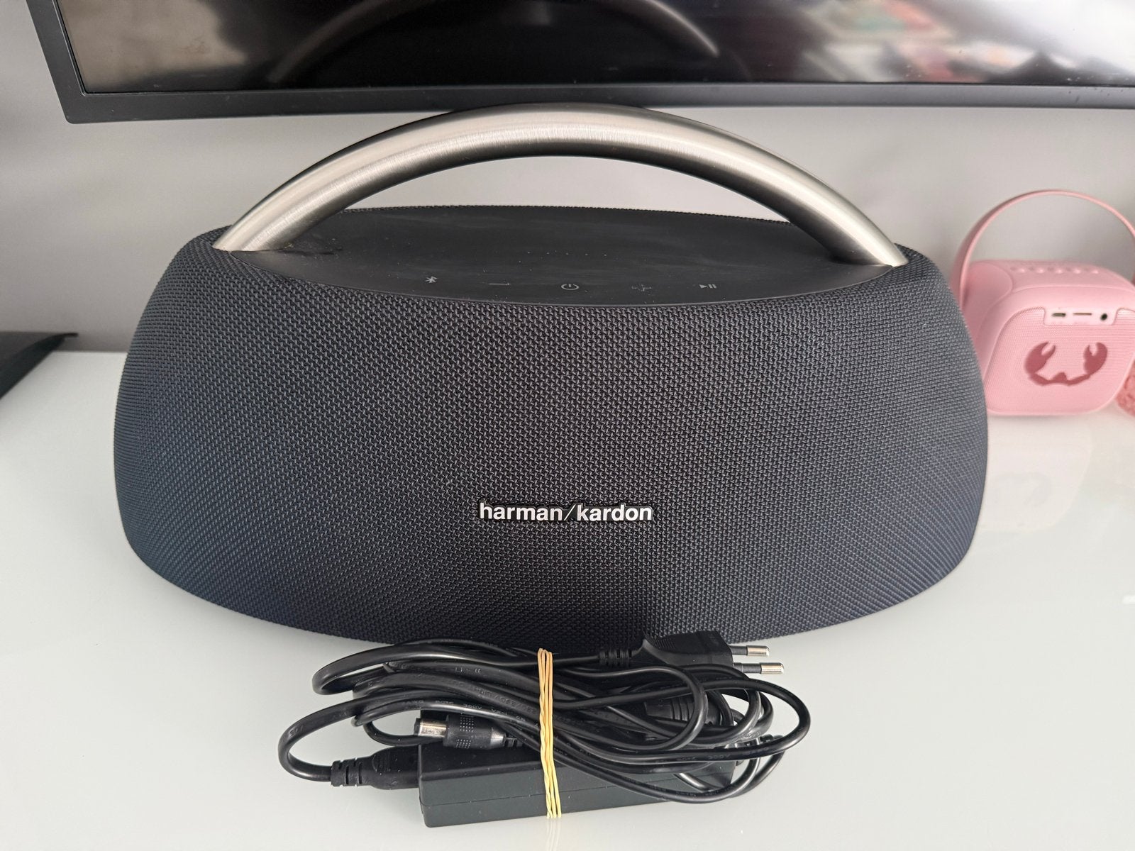 Foto 16 van 3 STUKS! Harman Kardon Go + Play Draagbare Bluetooth Speaker