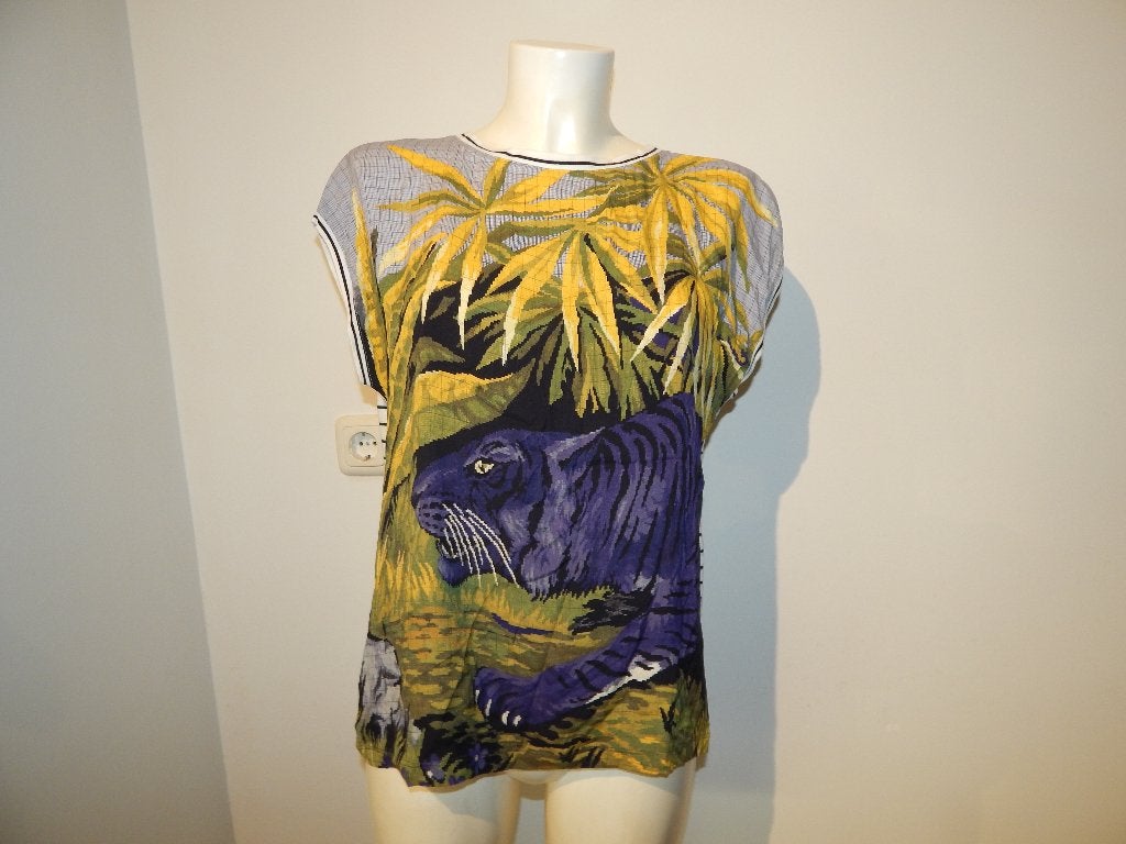 Marccain mooie top zijde voorkant panter print kleur N5/42