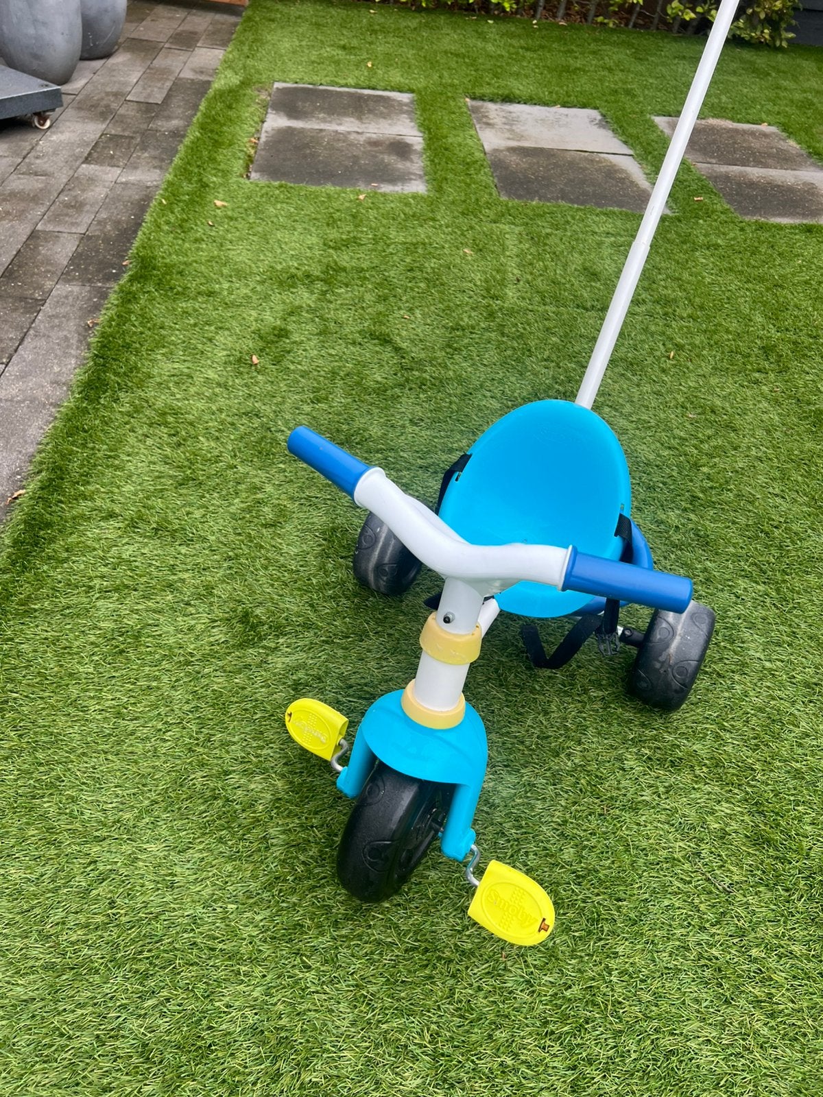 Smoby 3wieler met duwstang, Fietsen en Brommers, Ophalen, Zo goed als nieuw, Duwstang