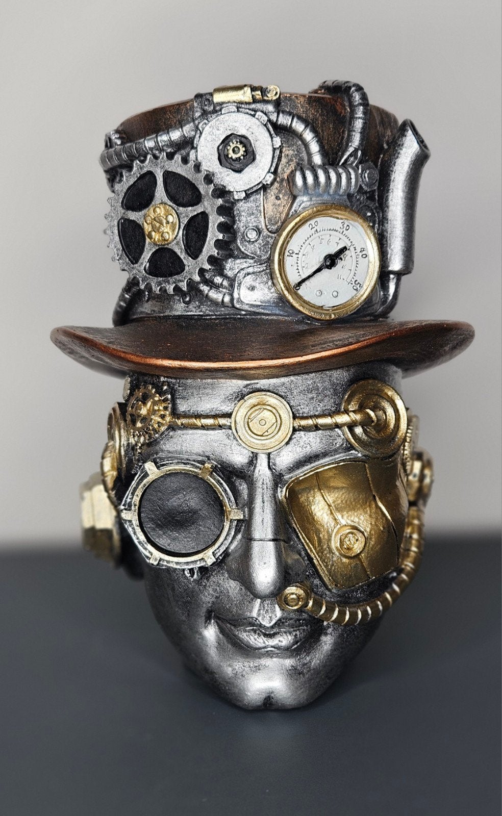 Beeldje, Steampunk "man met hoed" H.22cm, Ophalen of Verzenden, Nieuw, Mens