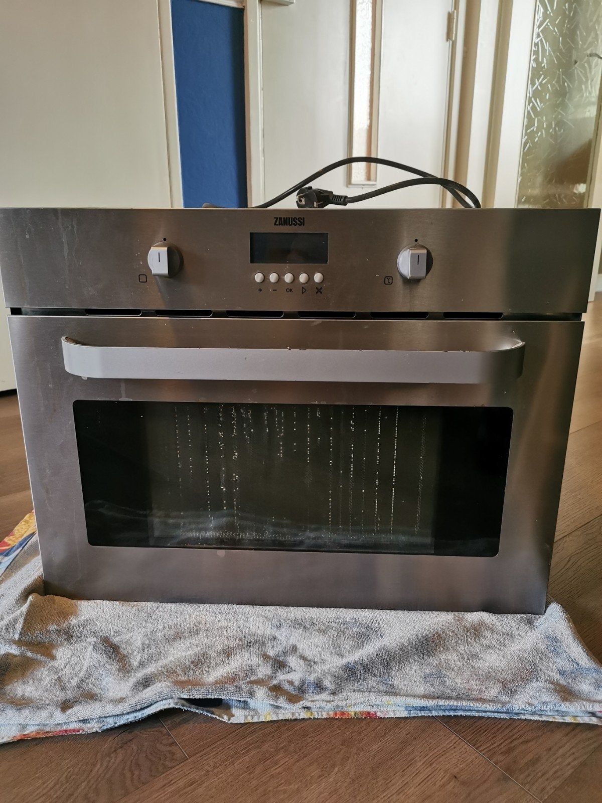 Zanussi Combimagnetron - Magnetron werkt, oven defect, Ophalen, Combimagnetron, 60 cm of meer, Grill