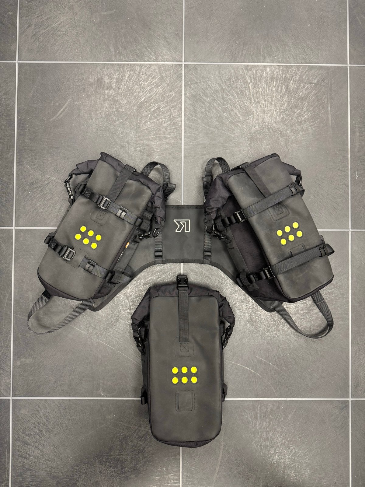 Kriega OS-Base Tenere 700 met 3x OS-12 tassen - Nieuw!, Motoren, Ophalen of Verzenden, Nieuw