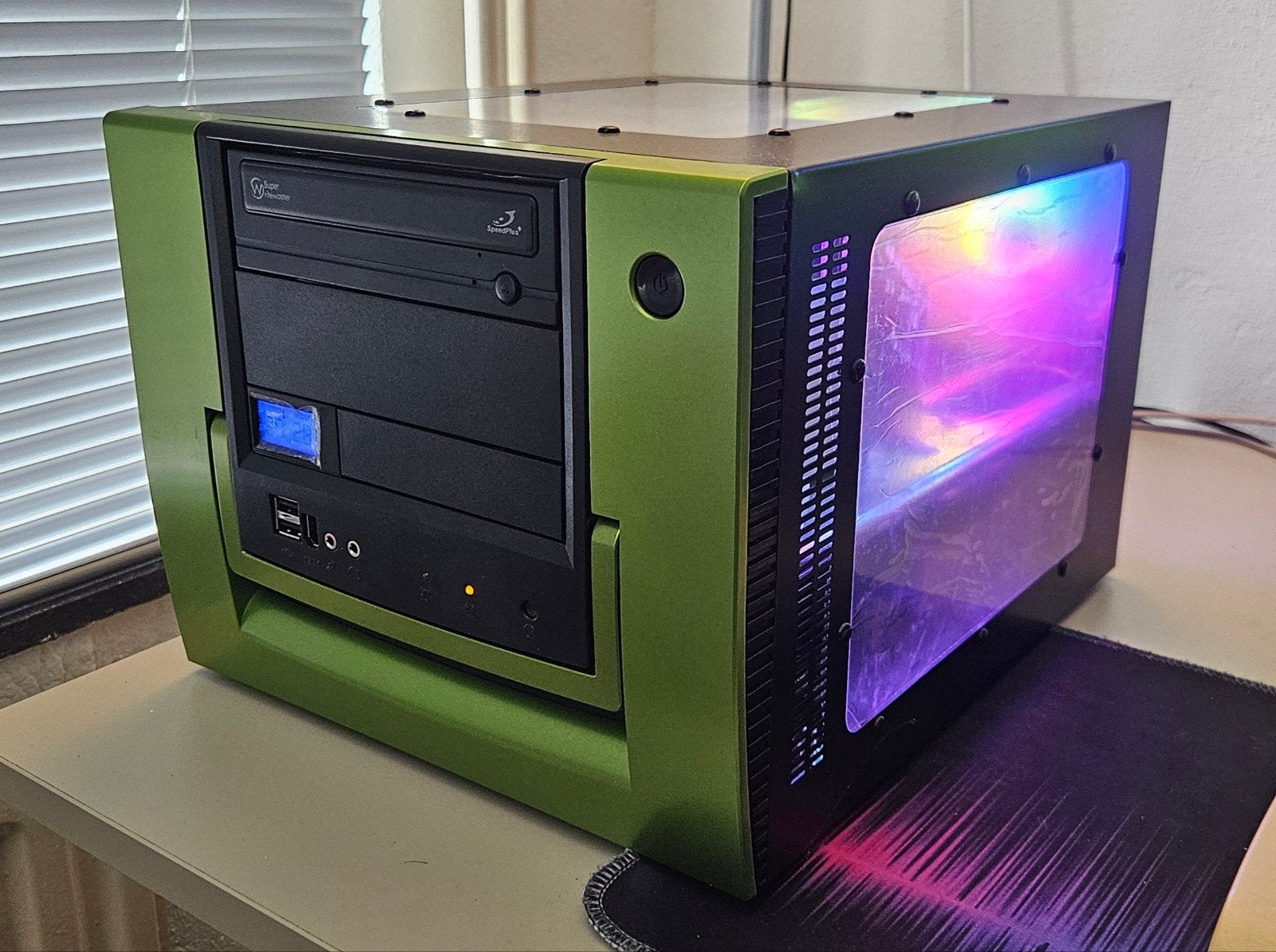 AMD Duron 1.8GHz, 2GB RAM, Asus Radeon 9600XT met Win XP, Ophalen of Verzenden