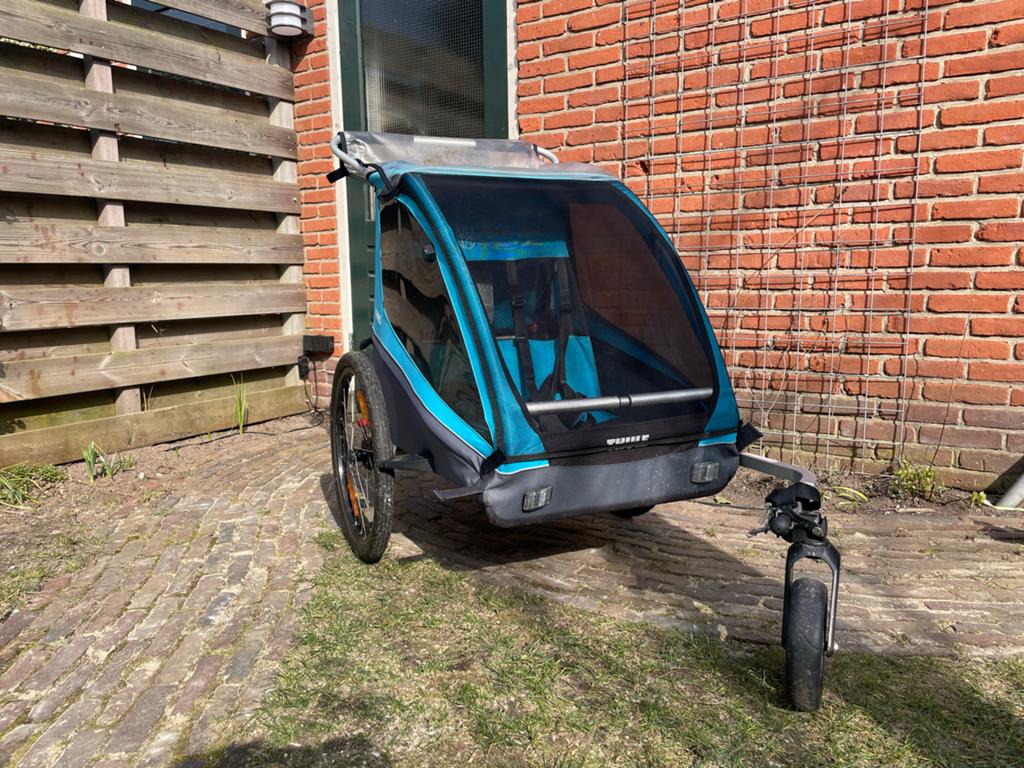 Thule Coaster XT - Fietskar, Fietsen en Brommers, Fietsaccessoires | Aanhangers en Karren, Gebruikt, Kinderkar, 20 tot 40 kg, Opvouwbaar
