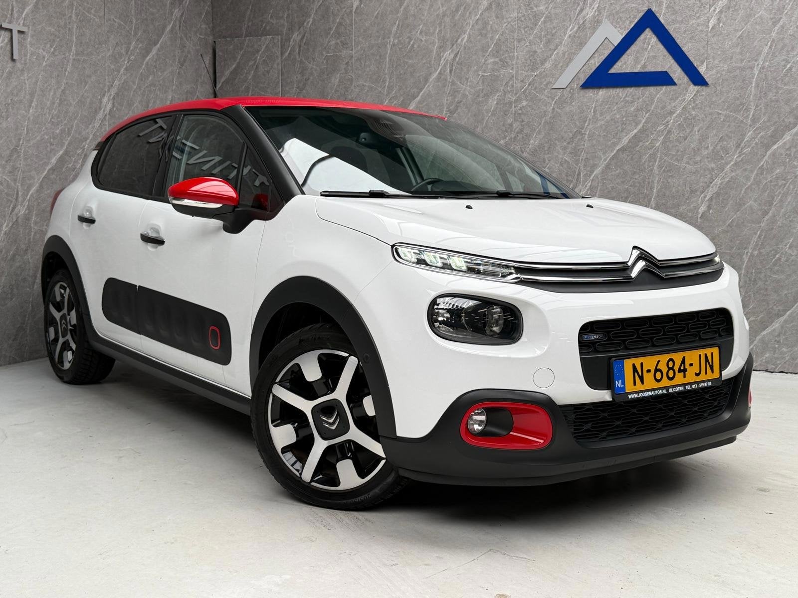 Citroen C3 1.2 PureTech / Nwe Distr. Riem / Trekhaak / Camer, Voorwielaandrijving, 1025 kg, 1199 cc, Wit
