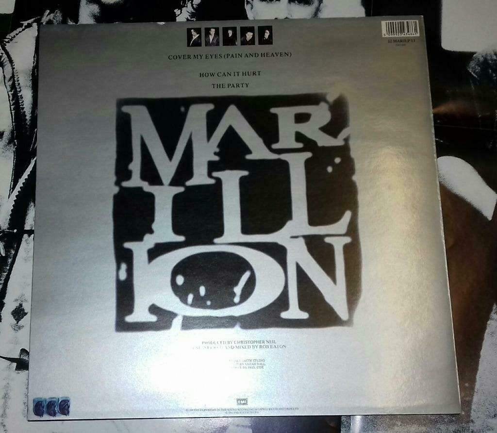 Marillion VINYL 12 inch met POSTER Cover My Eyes, Zo goed als nieuw, Inclusief poster, 12 inch, Overige typen