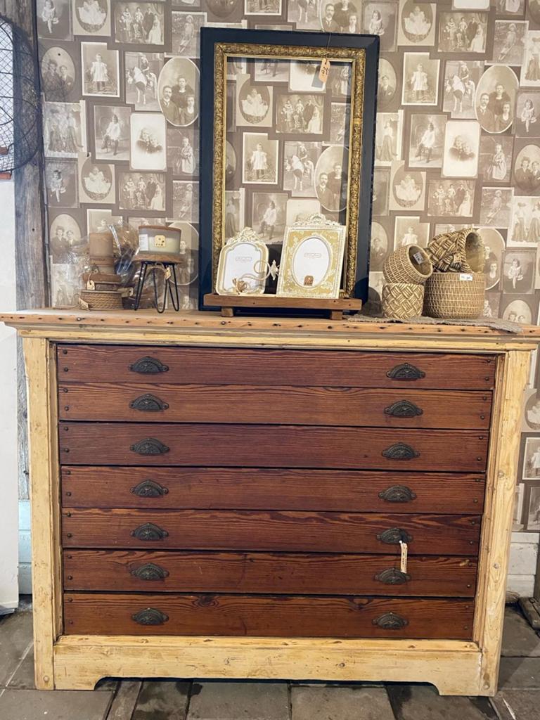 Stoere Franse kloosterkast ladekast dressoir, Ophalen