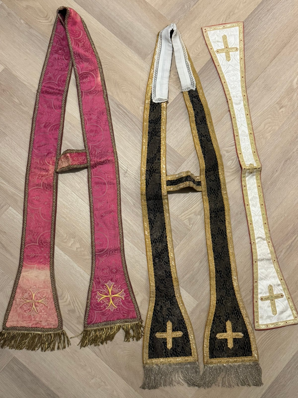 3x antieke manipel kerk paus bischop miskelk religieus, Ophalen of Verzenden