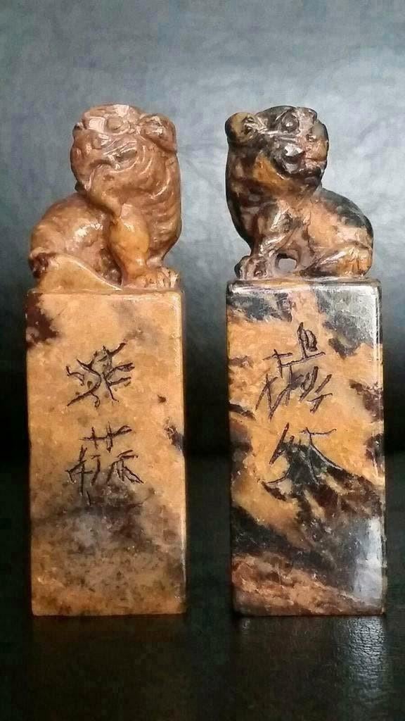 Antique Pair of Early 20th Century Chinese Soapstone Seals, Antiek en Kunst, Kunst | Niet-Westerse kunst, Ophalen of Verzenden