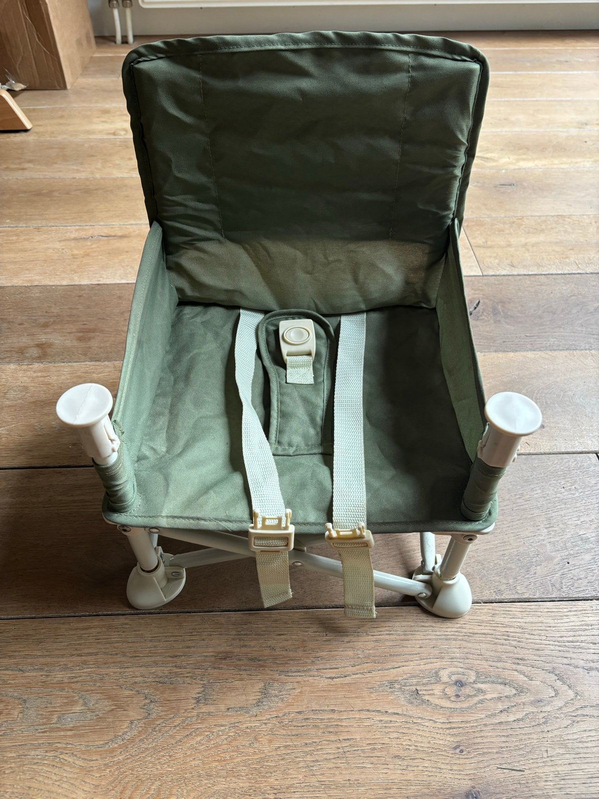 Baby camping stoel, Ophalen of Verzenden, Gebruikt, Overige typen, Afneembaar eetblad