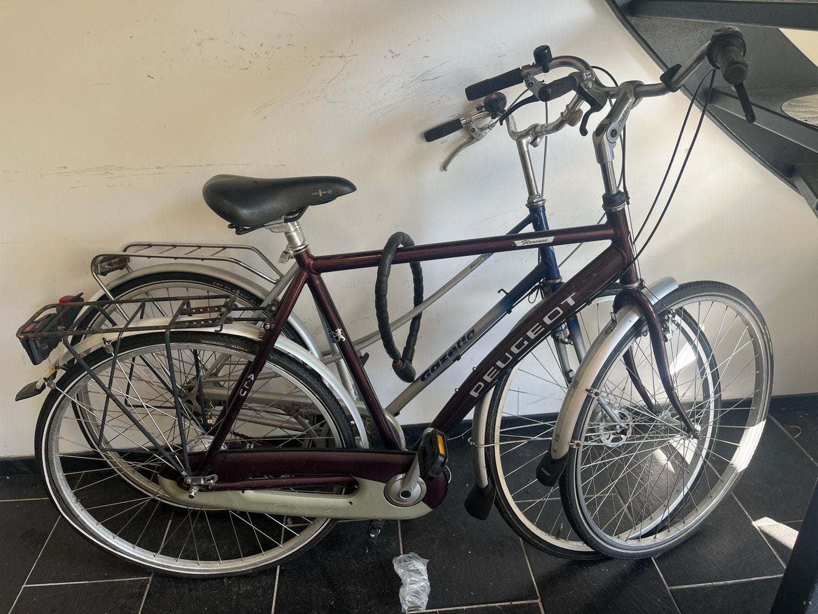 Peugeot fiets bordeaux, Ophalen of Verzenden, Zo goed als nieuw, Overige merken