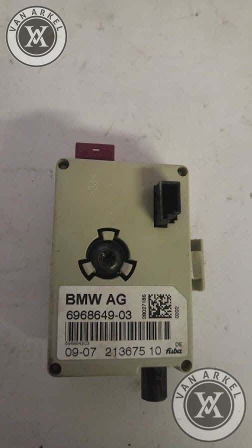 Bmw 3 Serie E93 Antenneversterker AM/FM links, Ophalen of Verzenden, -, -, -