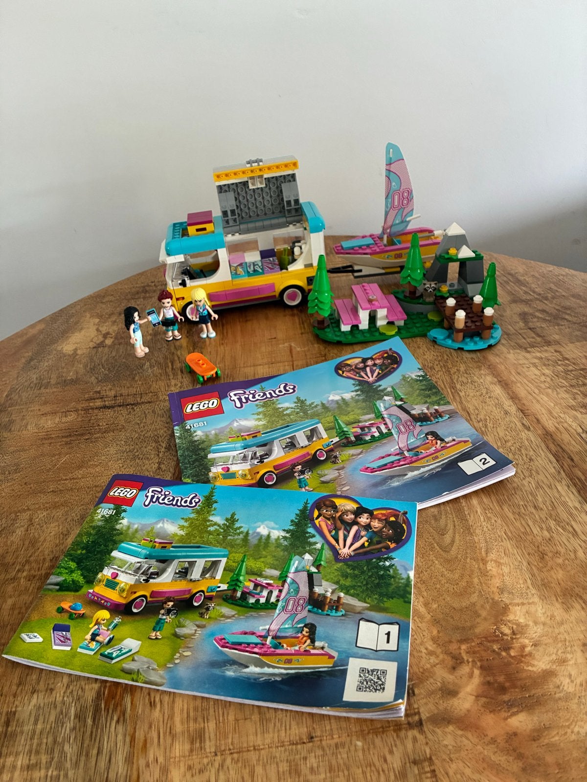 Lego Friends 41681 Camper en Zeilboot, Ophalen of Verzenden, Zo goed als nieuw