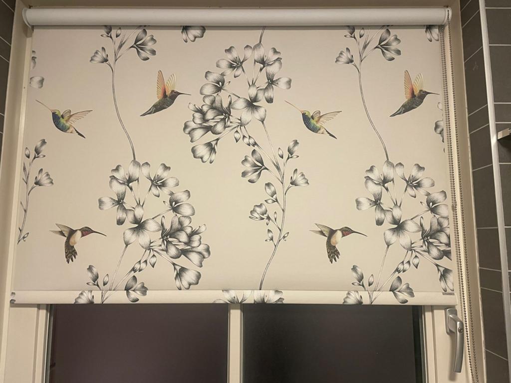 Rolgordijn met leuk patroon - Verduisterend, 150x117.5 cm, Ophalen, Verduisterend, Nieuw, Rolgordijn