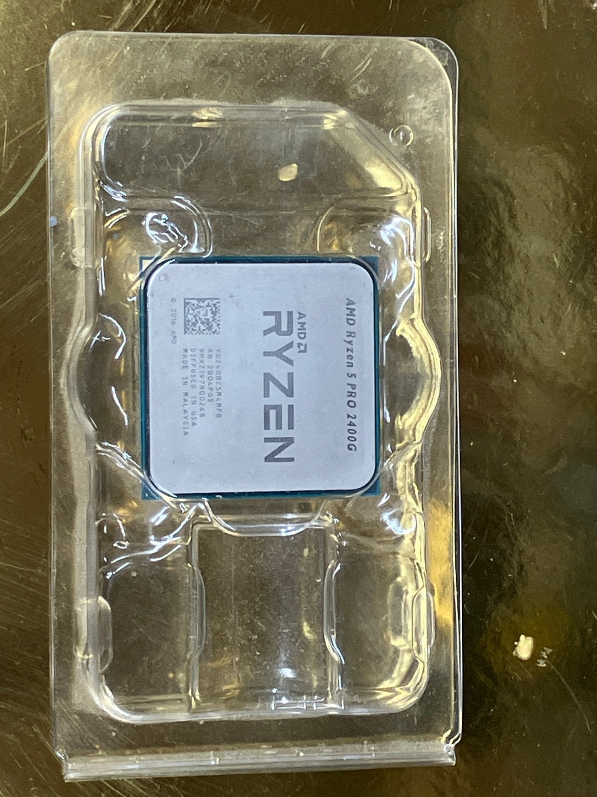 AMD Ryzen 5 PRO 2400G Processor -  in verpakking, Ophalen of Verzenden, Nieuw, 4-core, 3 tot 4 Ghz
