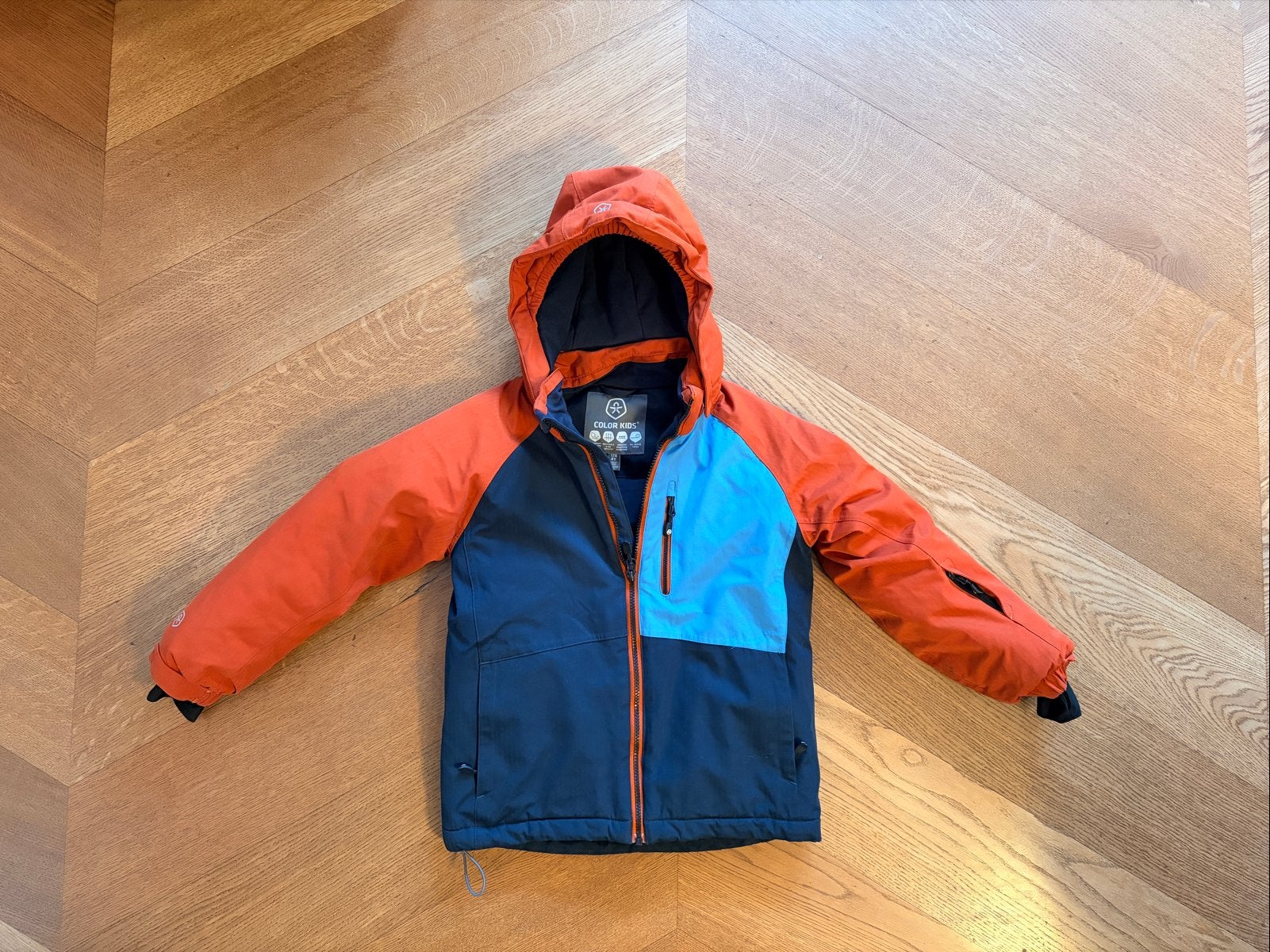Warme winterjas maat 128, Kinderen en Baby's, Ophalen of Verzenden, Gebruikt, Jongen, Jas