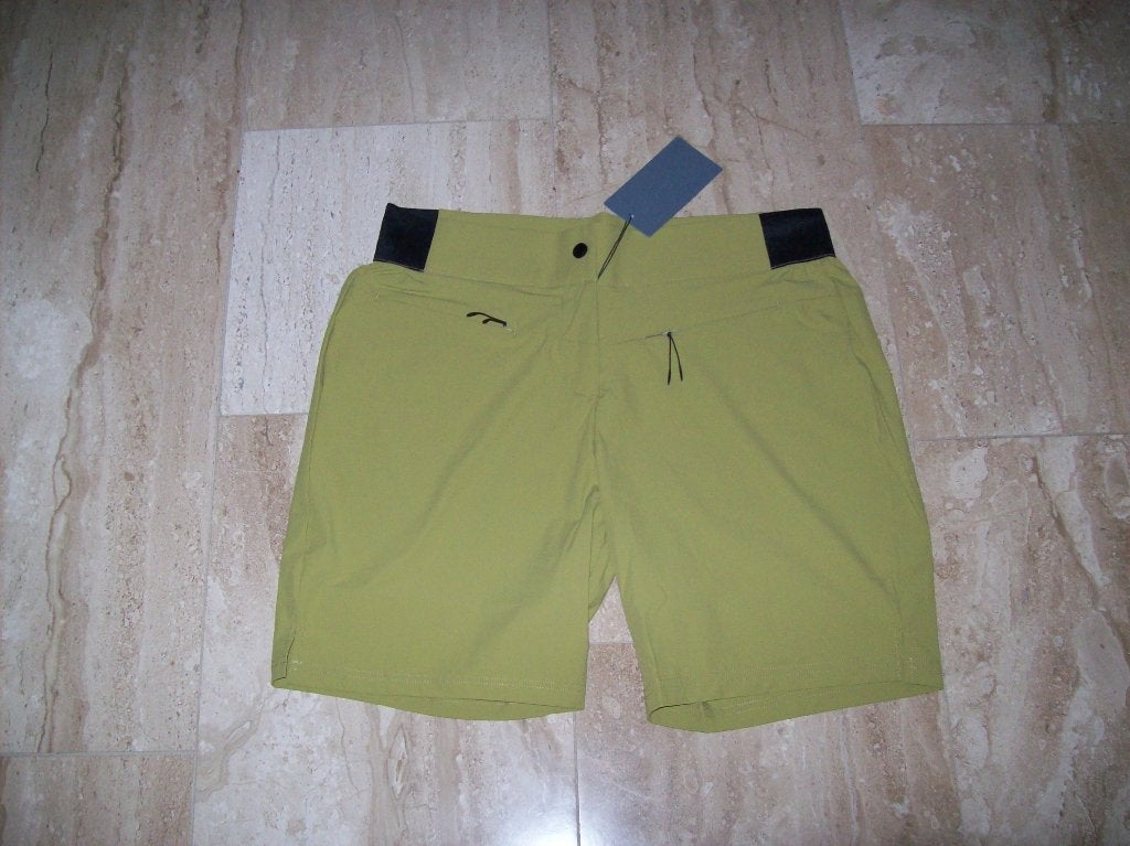 Nieuwe Cube ATX ws baggy shorts cmpt maat L, Nieuw, Ophalen of Verzenden, L, Dames