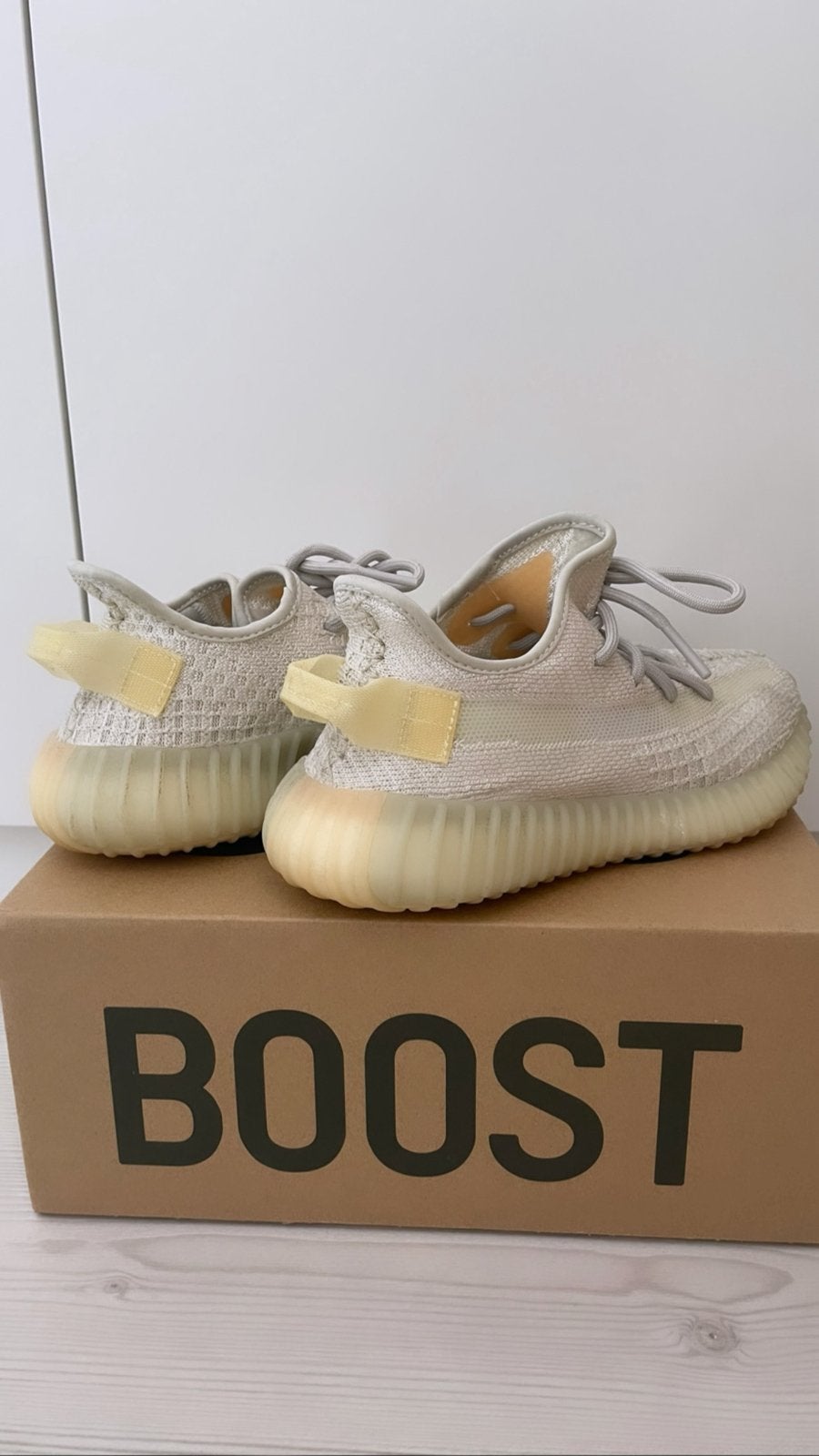 Adidas yeezy, Kleding | Heren, Schoenen, Ophalen of Verzenden, Zo goed als nieuw, Zwart