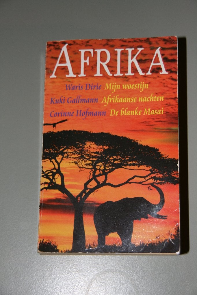 Afrika, 3 romans, Boeken, Romans, Gelezen, Ophalen of Verzenden