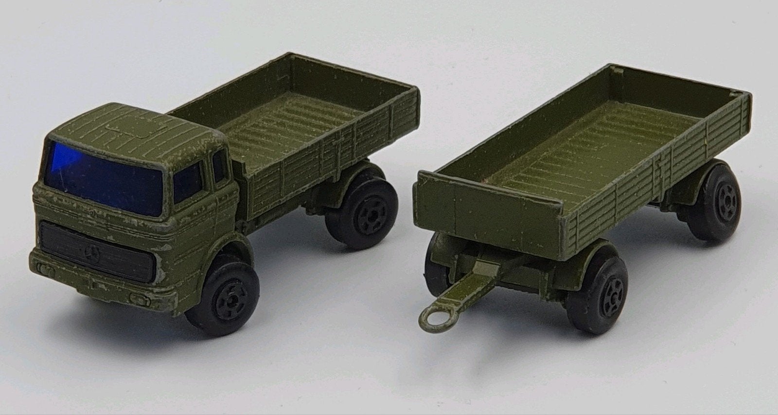 Matchbox Lesney Mercedes Truck & Trailer Militair Groen, Ophalen of Verzenden, Gebruikt