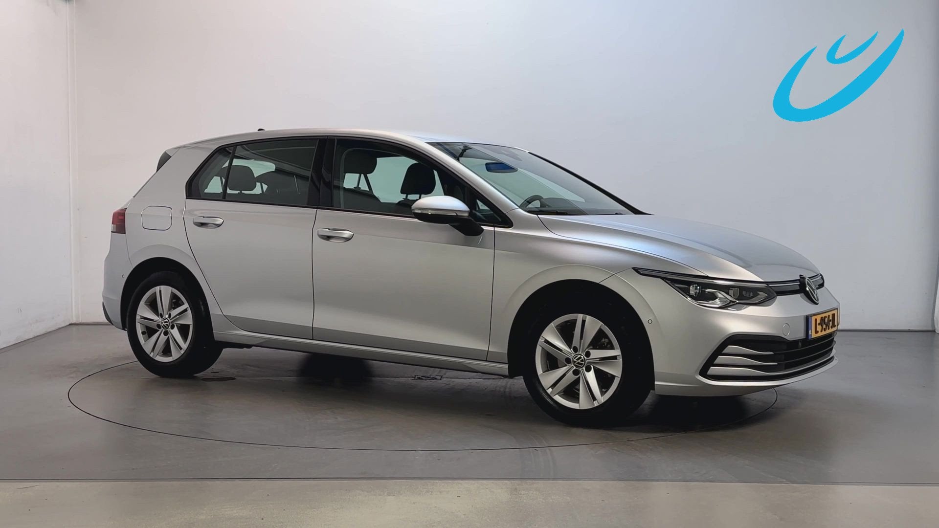 Volkswagen Golf 1.0 eTSI DSG Life Business Alcantara Navigat, Auto's, Dealer onderhouden, Gebruikt, Met garantie (alle), Alcantara