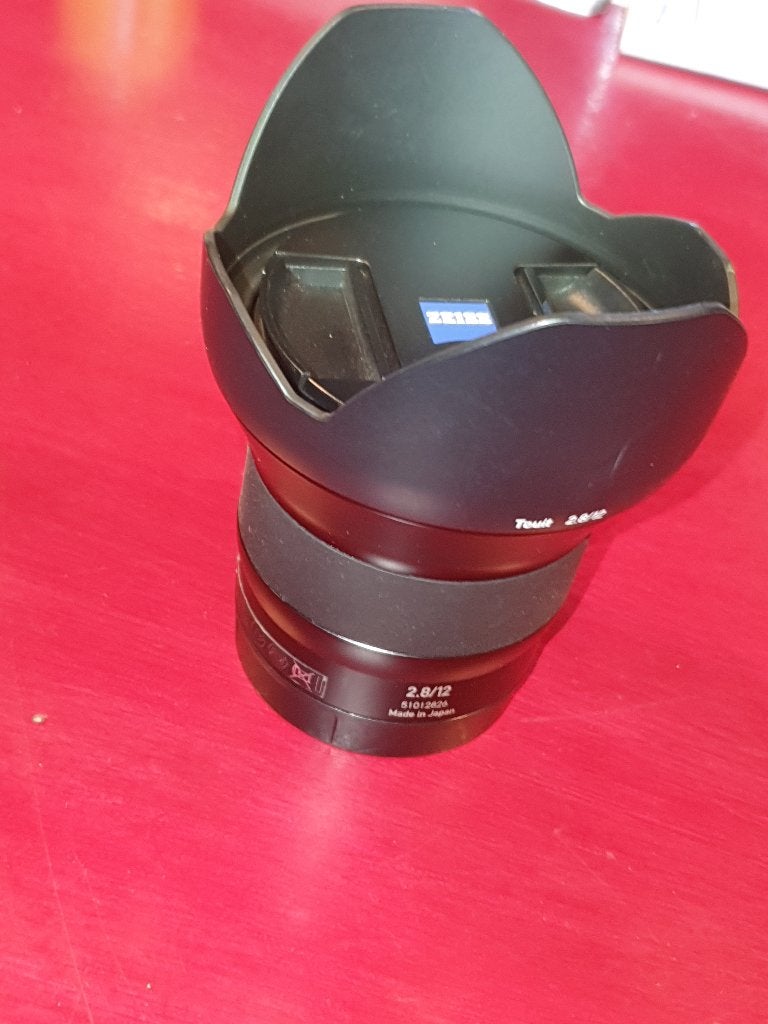 ZEISS TOUIT 12MM voor SONY e-mount, Sony E-mount, Autofocus, Zo goed als nieuw, 12 mm