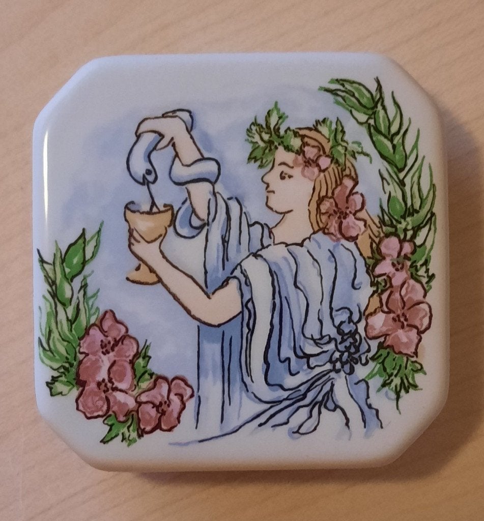 DEKSELDOOSJE van CORRY AMMERLAAN van PLATEELBAKKERIJ REGINA, Ophalen of Verzenden