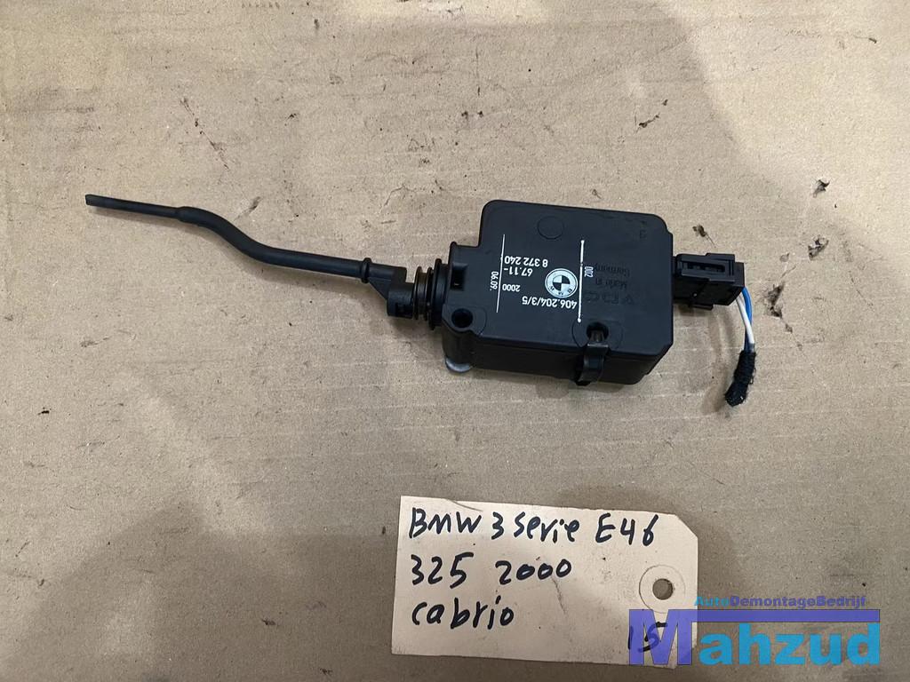 BMW 3 SERIE Tankklep vergrendels motor 67118372240, Auto-onderdelen, Elektronica en Kabels, Petuelring 130
80788  Munich, DE, Gebruikt