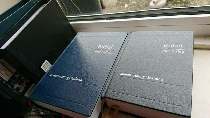 Bijbel met uitleg BMU Statenvertaling psalmen, Ophalen of Verzenden, Zo goed als nieuw, Overige religies