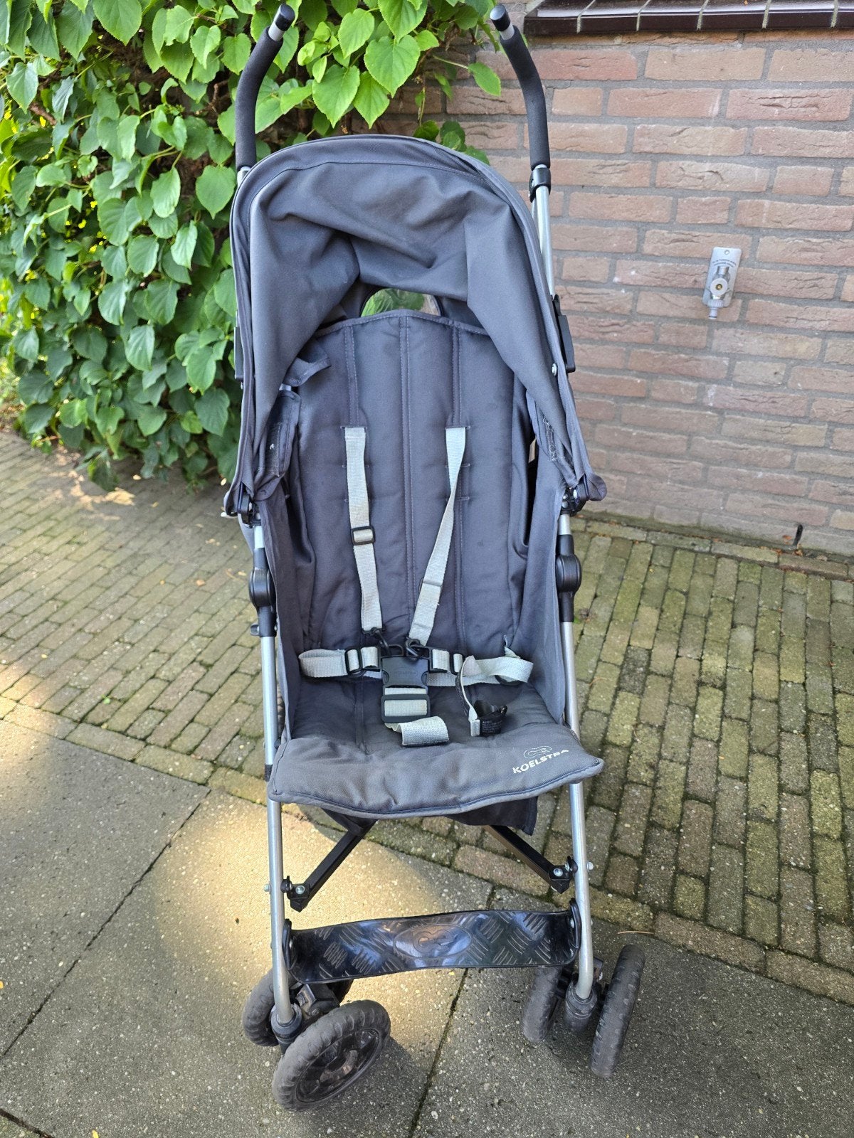 Koelstra Buggy - Compact en Handig voor Onderweg, Ophalen