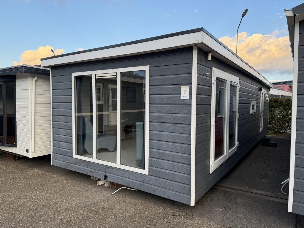 Kunststof Chalet 11 x 4 m 2 Slp CV Winterhard, Niet ingevuld, Niet ingevuld, Niet ingevuld