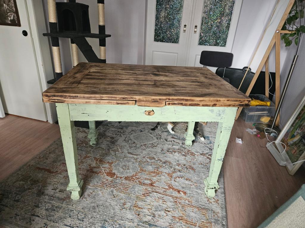 Uitschuifbare houten tafel - vintage look, Antiek en Kunst, Antiek | Meubels | Tafels, Ophalen