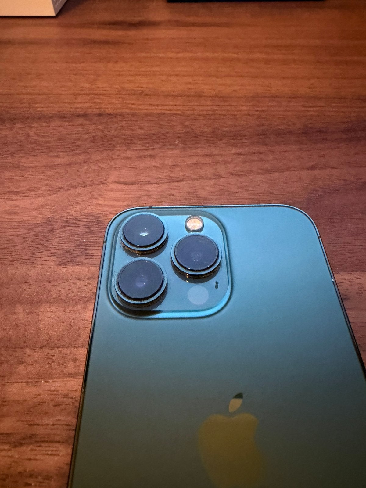Foto 9 van Iphone 13 Pro / Groen / 92% batterijpercentage