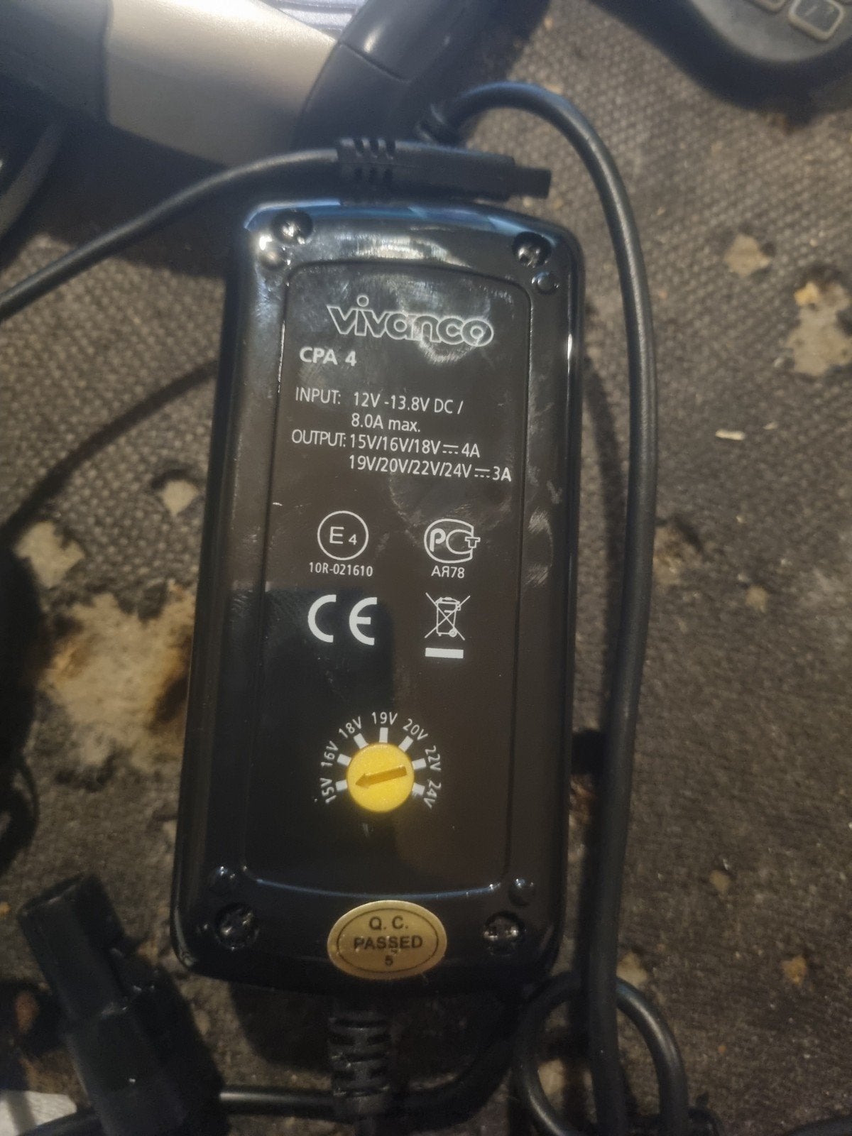 Vivanco CPA 4 Universele Laptop Adapter 15-24V, Ophalen of Verzenden, Gebruikt