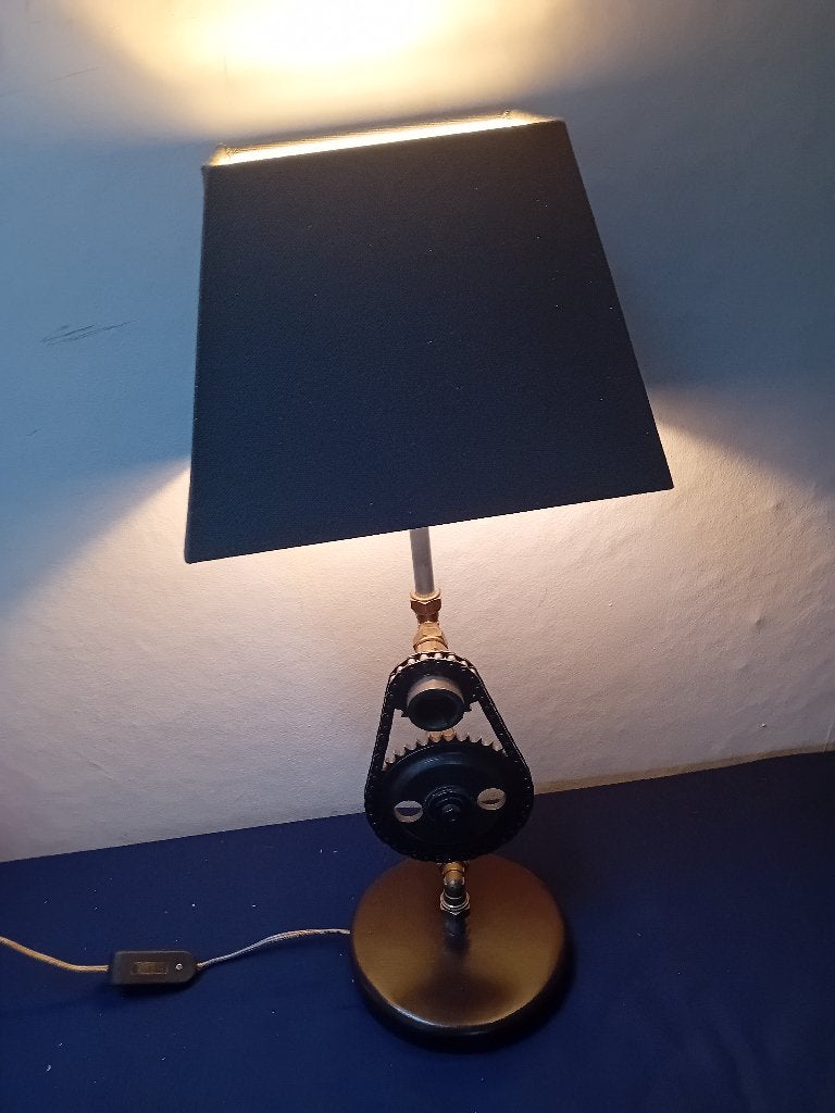 Lamp gemaakt van Opel onderdelen., Auto-onderdelen, Ophalen of Verzenden, Opel