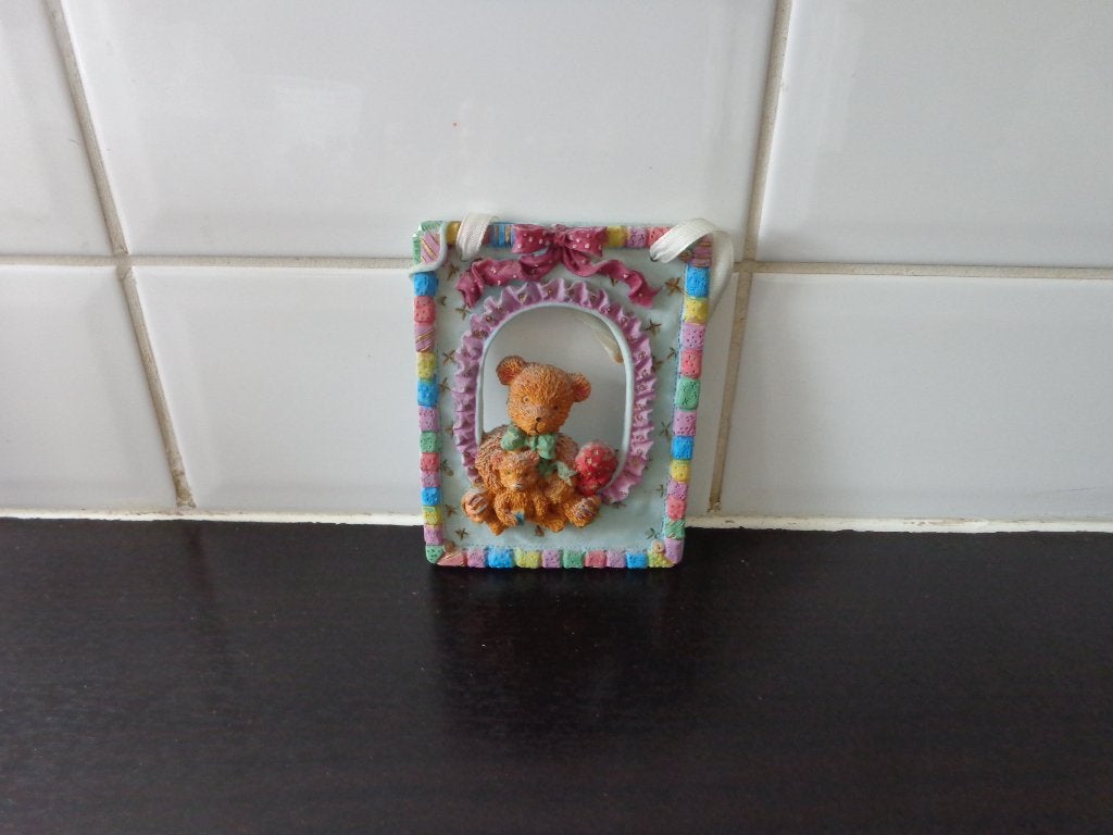 B37-polystone hangertje 9x12cm, Ophalen of Verzenden, Gebruikt